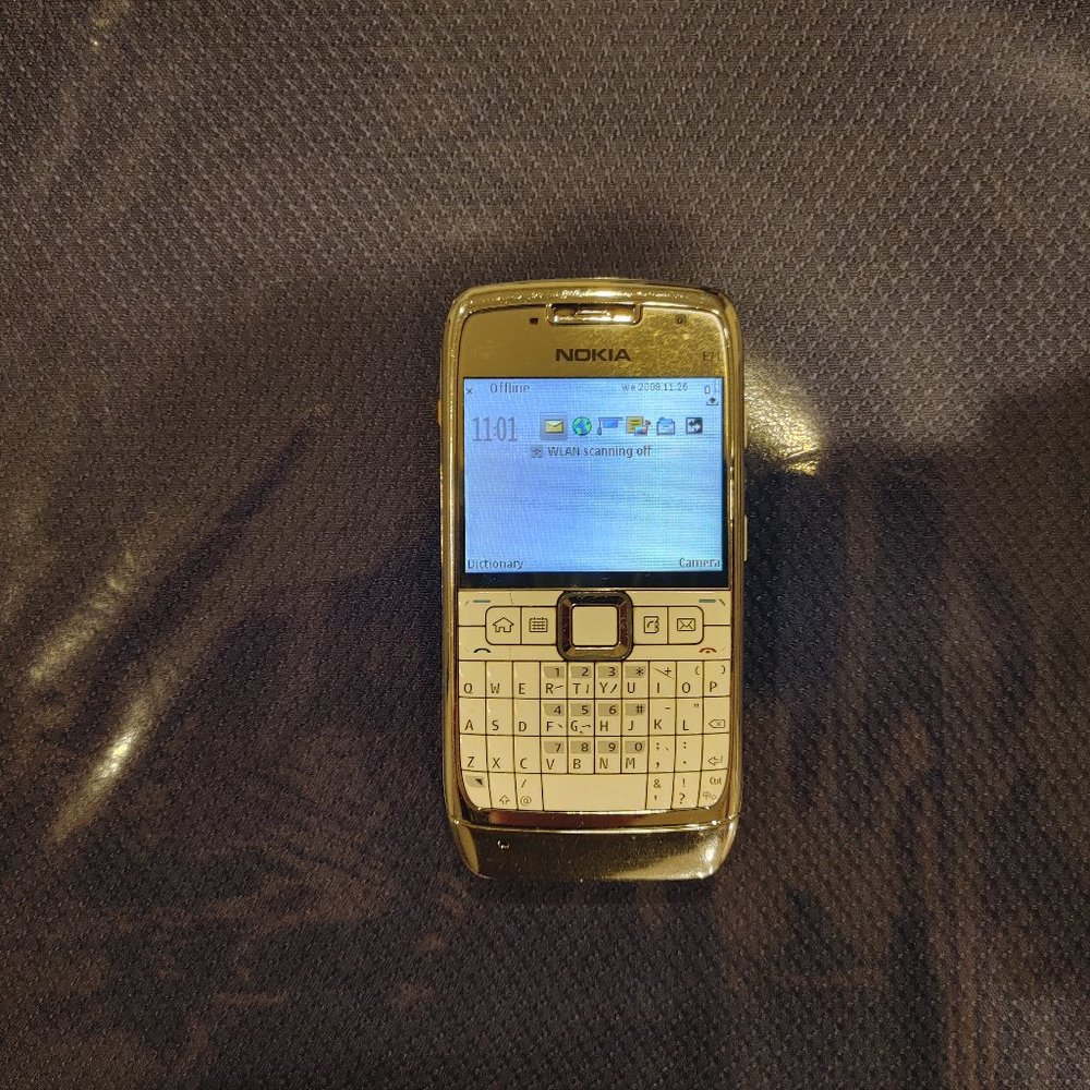 Nokia E71 Mobile Phone 3.15 MP Camera 3G WIFI GPS 2.4in